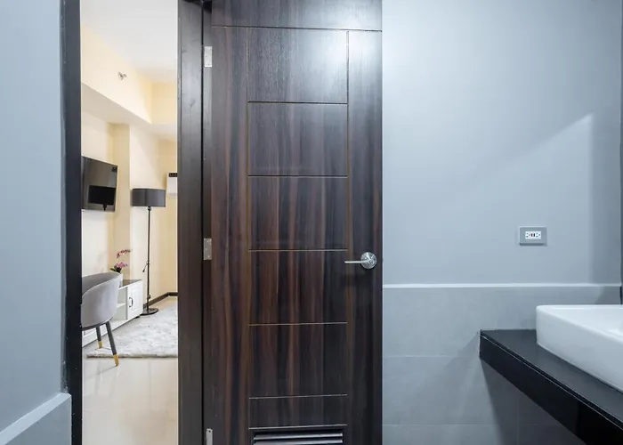 The Radiance Bay Suites Apartahotel